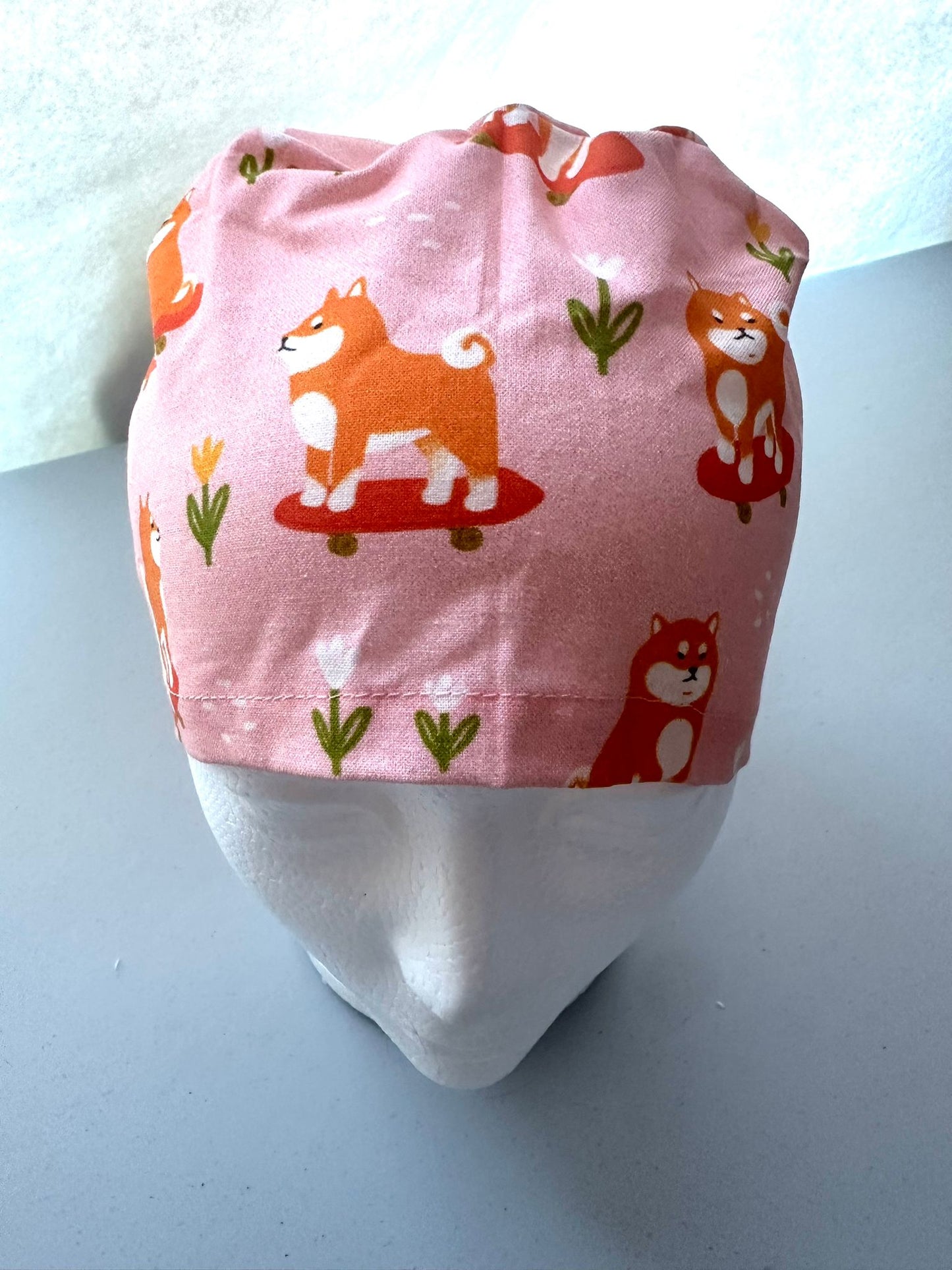 Skateboarding Shiba Inus - Pink