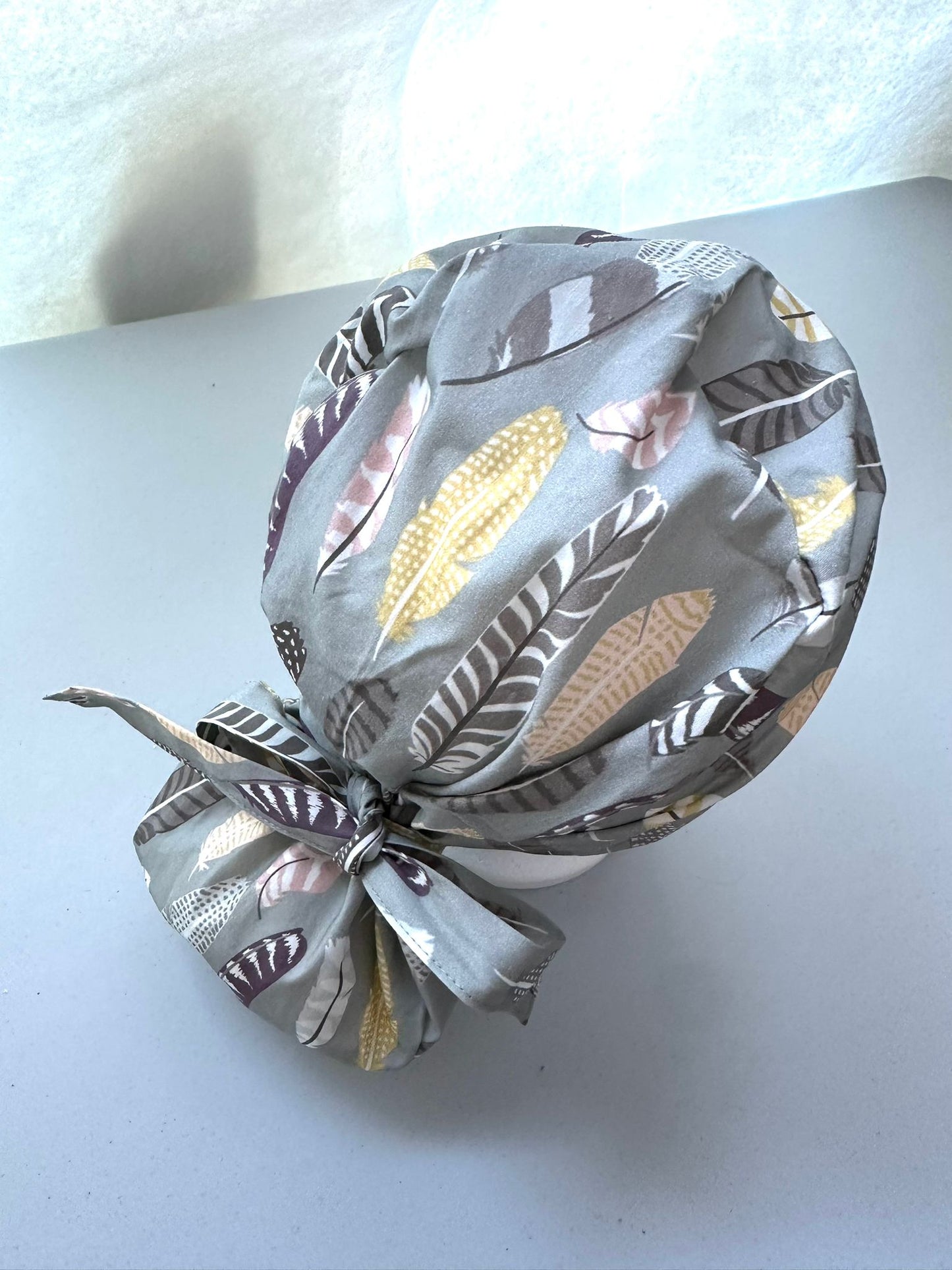 Feathers - Grey