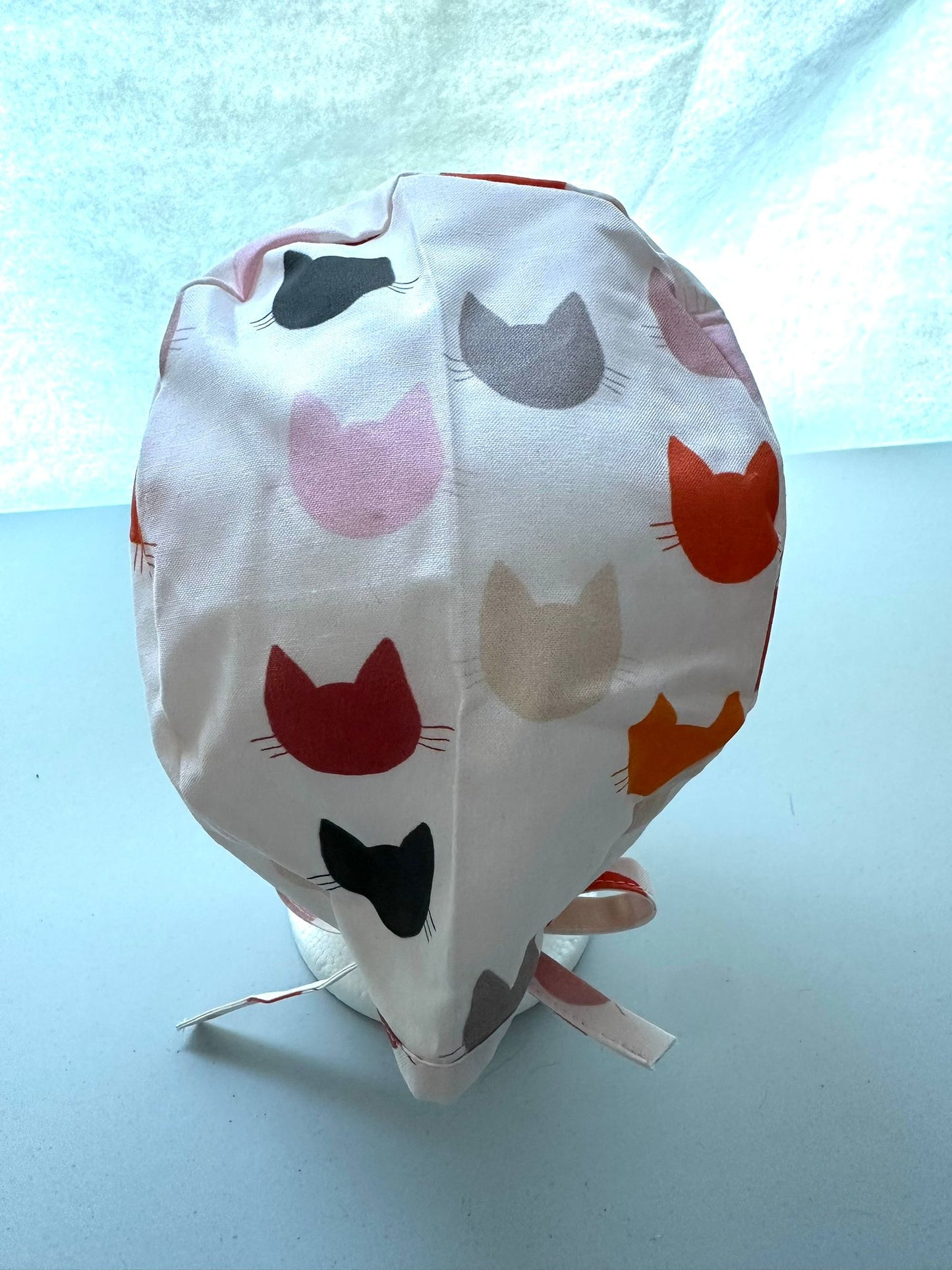 Colorful Cats - Cream