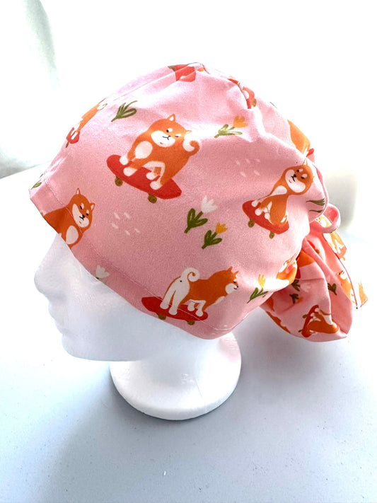 Skateboarding Shiba Inus - Pink