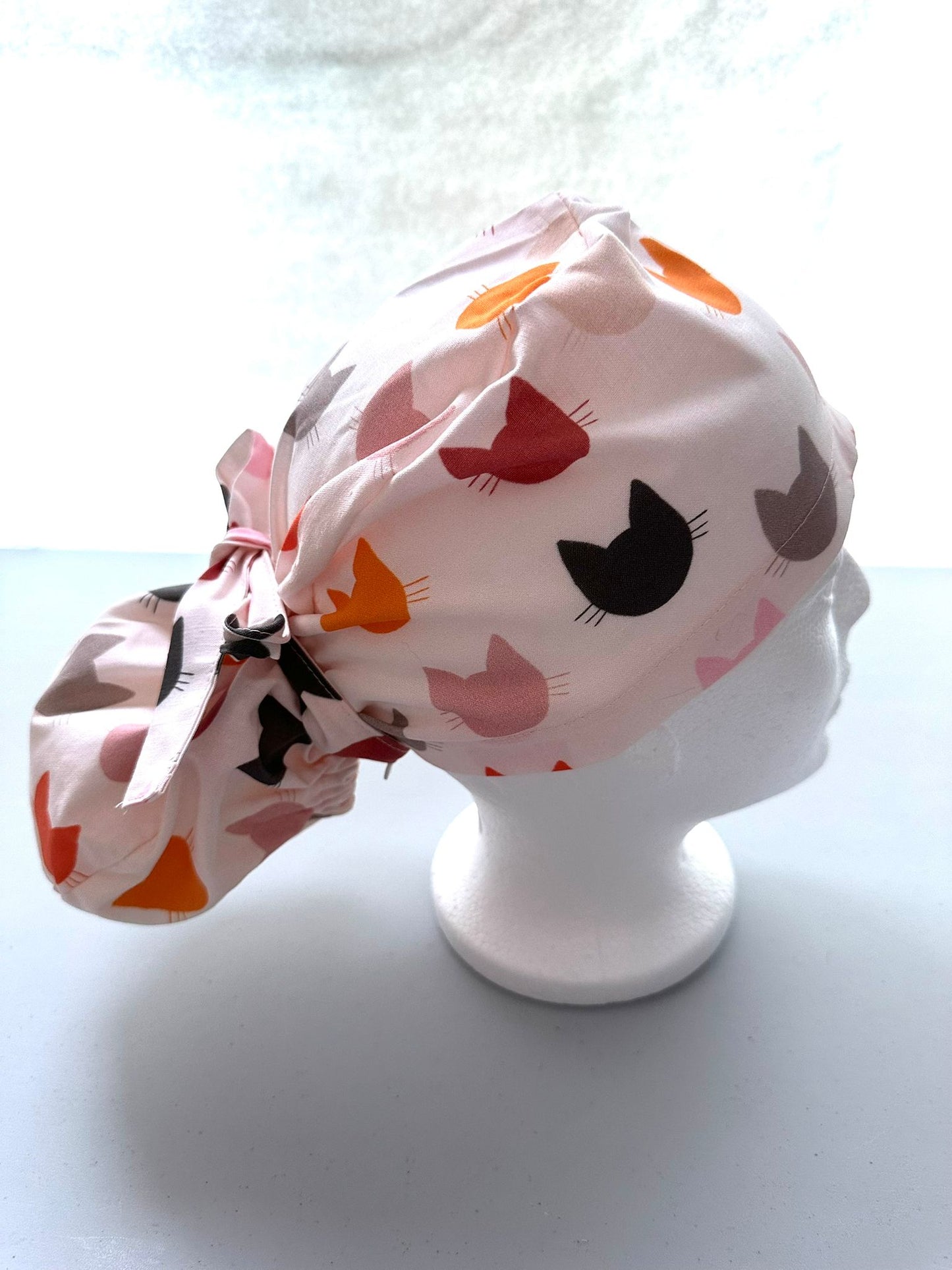 Colorful Cats - Cream
