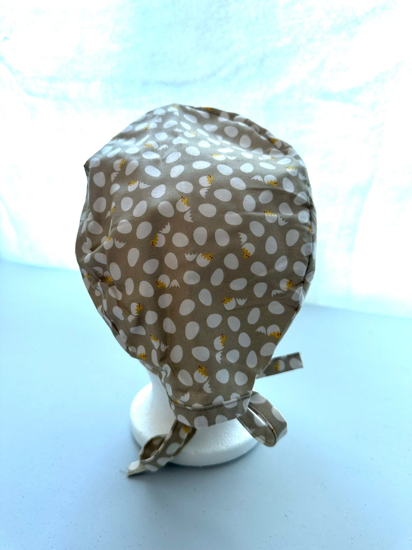 Hatching Chicks - Beige