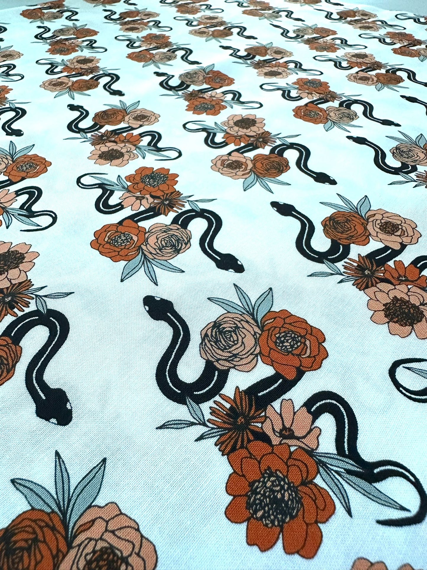 Floral Snakes - White